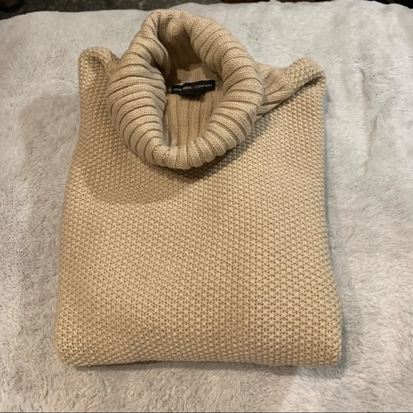 Tan Knit Sweater in Medium by New York & Company - Picture 1 of 5